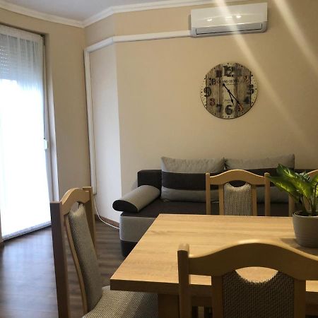 Alina Apartmanok Hajdúszoboszló Dış mekan fotoğraf