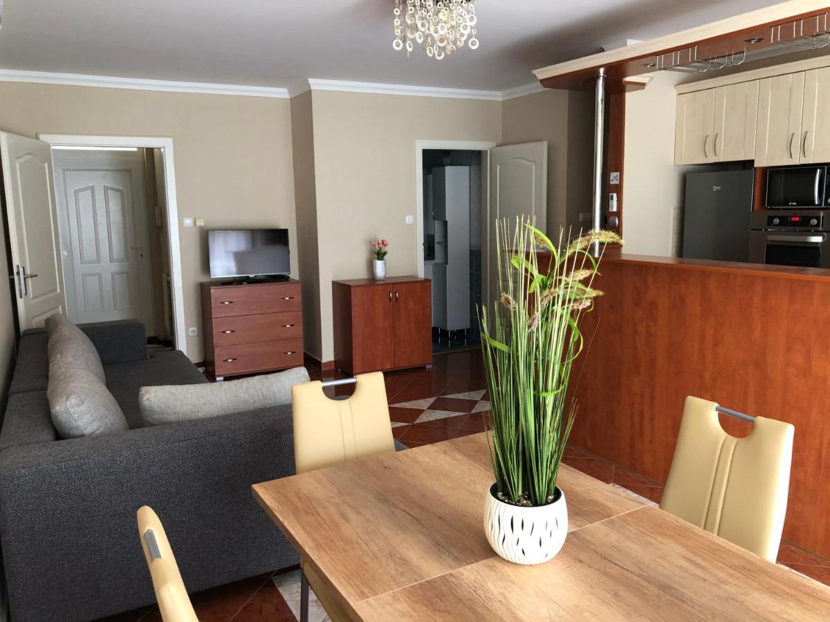 Alina Apartmanok Hajdúszoboszló Dış mekan fotoğraf