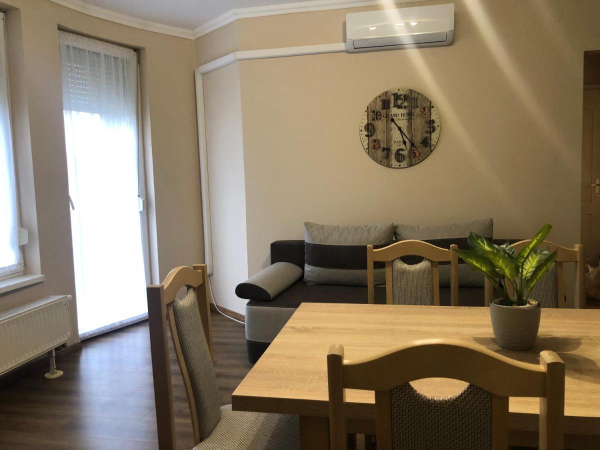 Alina Apartmanok Hajdúszoboszló Dış mekan fotoğraf
