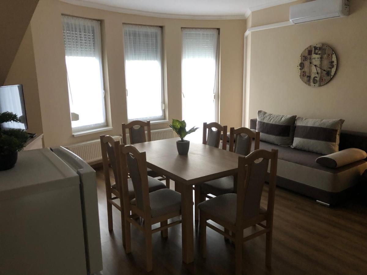 Alina Apartmanok Hajdúszoboszló Dış mekan fotoğraf