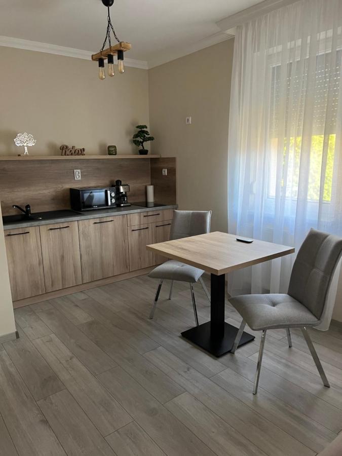 Alina Apartmanok Hajdúszoboszló Dış mekan fotoğraf